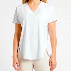 Athleta Zephyr V-Neck Tee in White Sz. XS New without Tags Oversized